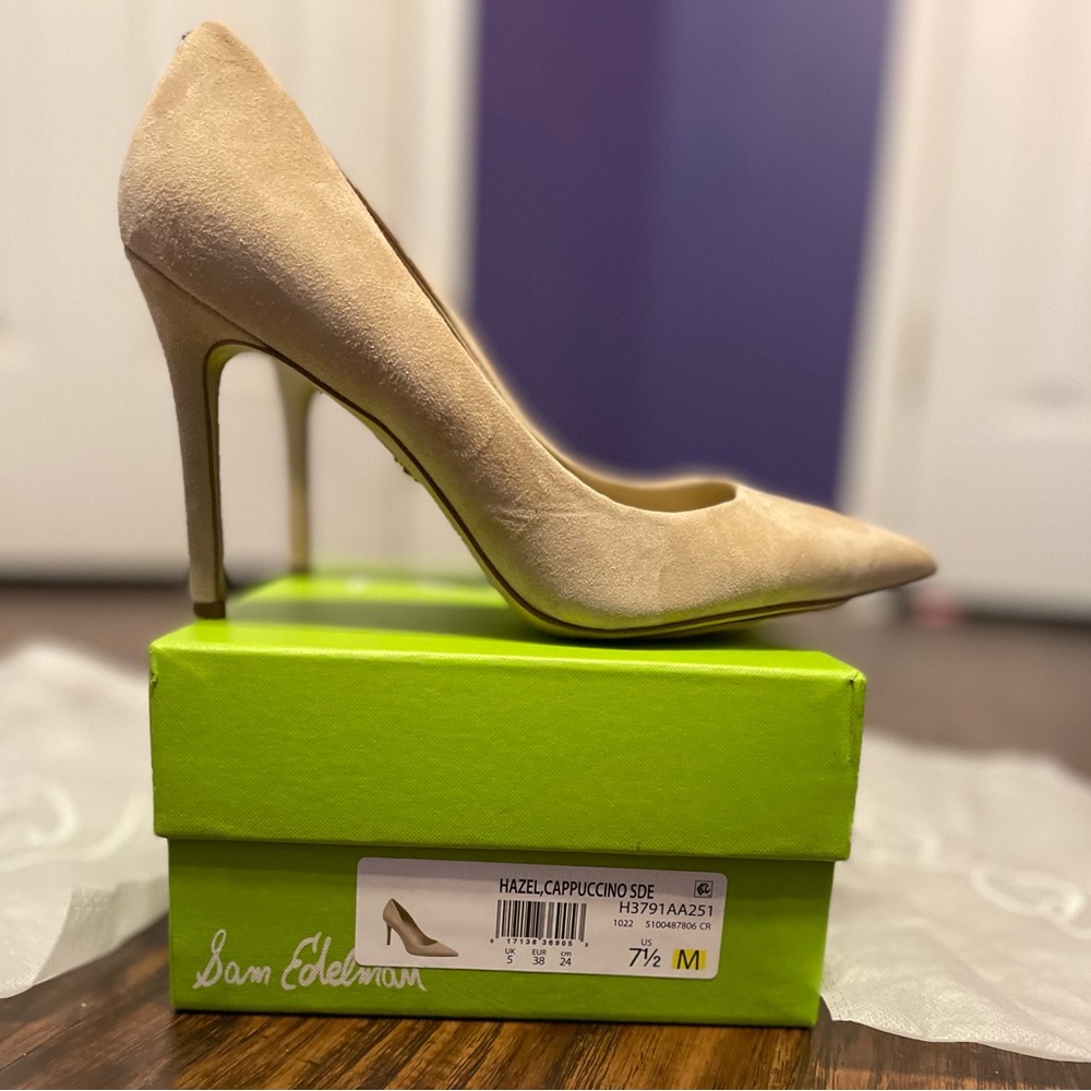 Sam Edelman Hazel Pump in Cappuccino Suede. Size 7.5